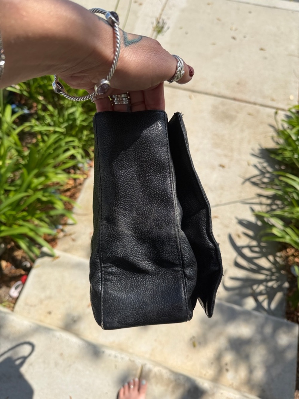 CHANEL Black Quilted Leather Shoulder Tote with Gold Chain - Picture 4 of 17